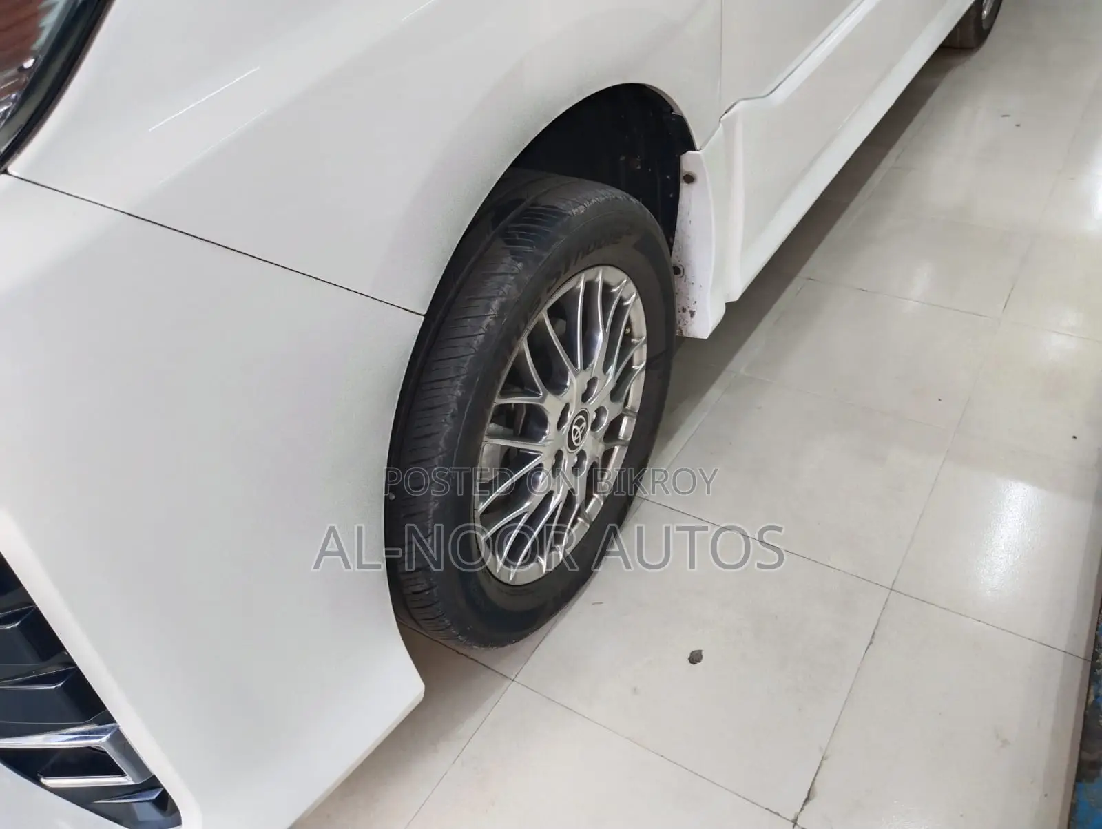 Toyota Noah 2021 Pearl
