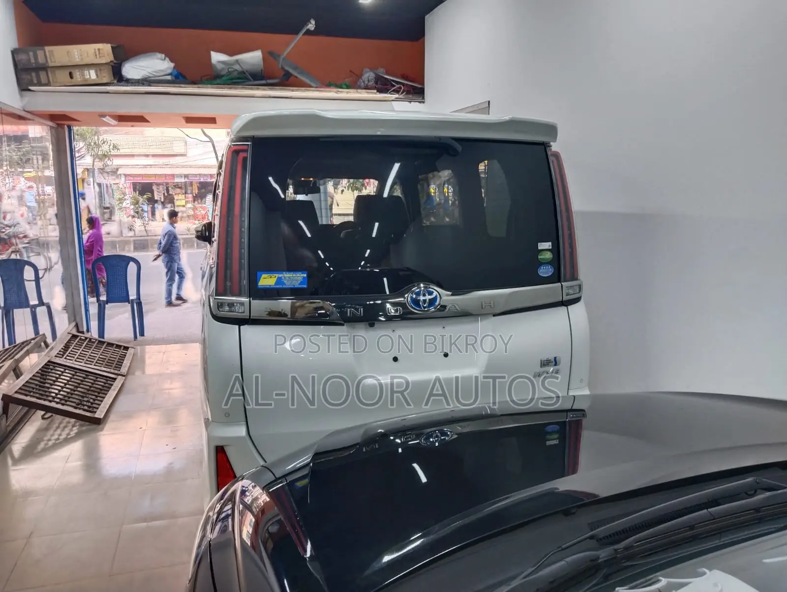 Toyota Noah 2021 Pearl