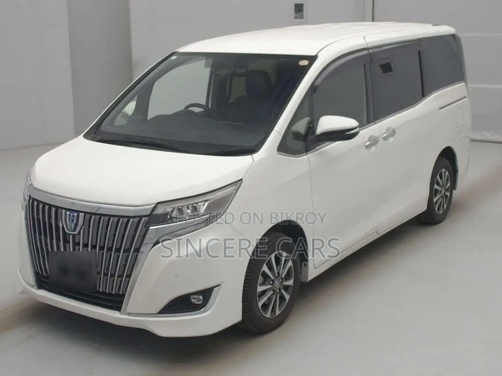 Toyota Esquire ২০২১ পার্ল