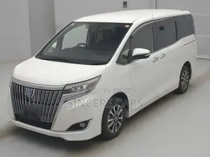 Toyota Esquire ২০২১ পার্ল