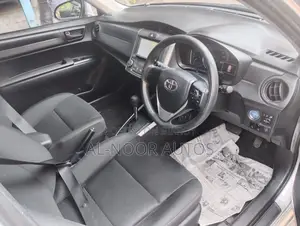 Toyota Corolla Fielder 2021 Silver