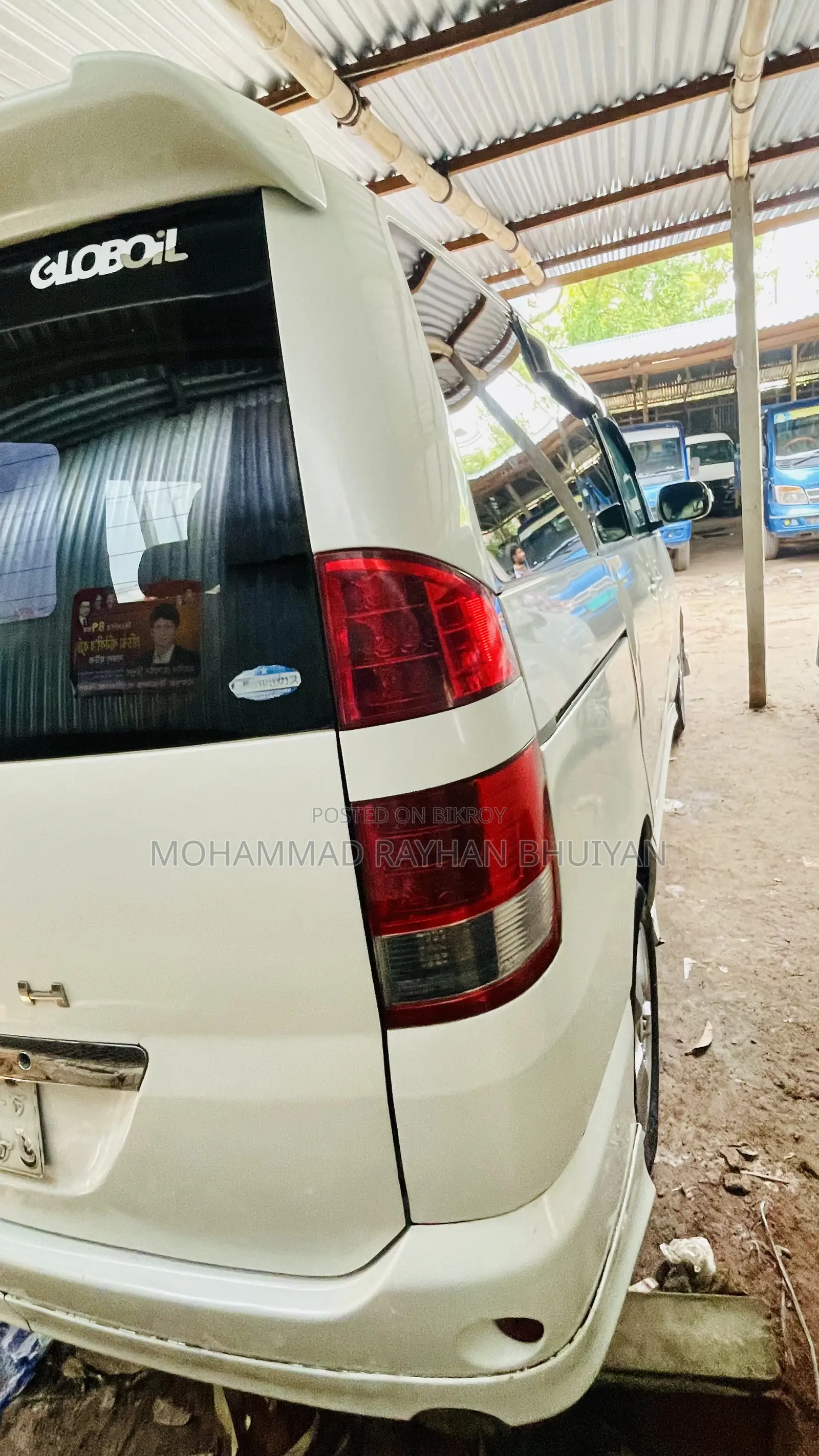 Toyota Noah 2.0 AWD (8 Seater) 2002 Pearl