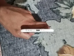 Tecno Pova Curve 256 GB White