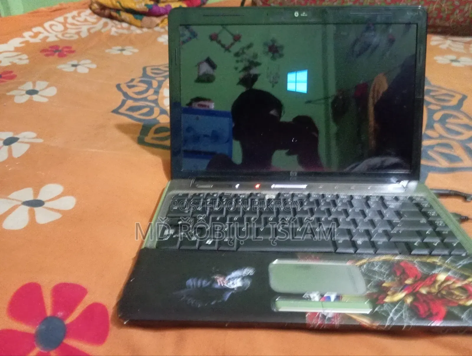 Laptop HP Dragonfly Folio 3GB Intel Core I3 HDD 500GB