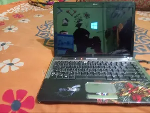 Laptop HP Dragonfly Folio 3GB Intel Core I3 HDD 500GB