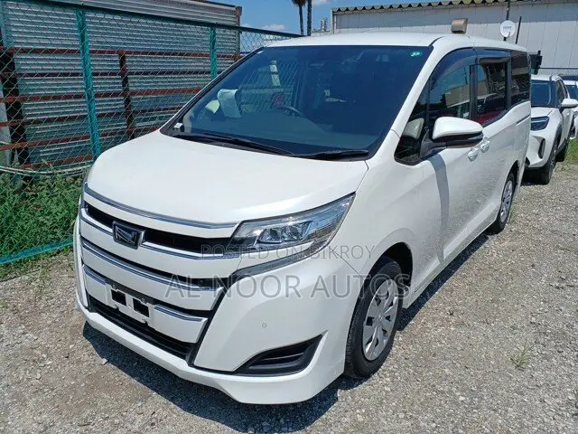 Toyota Noah 2021 Pearl