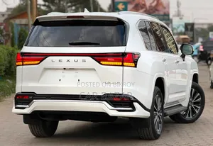 নতুন Lexus LX 600 2023 পার্ল