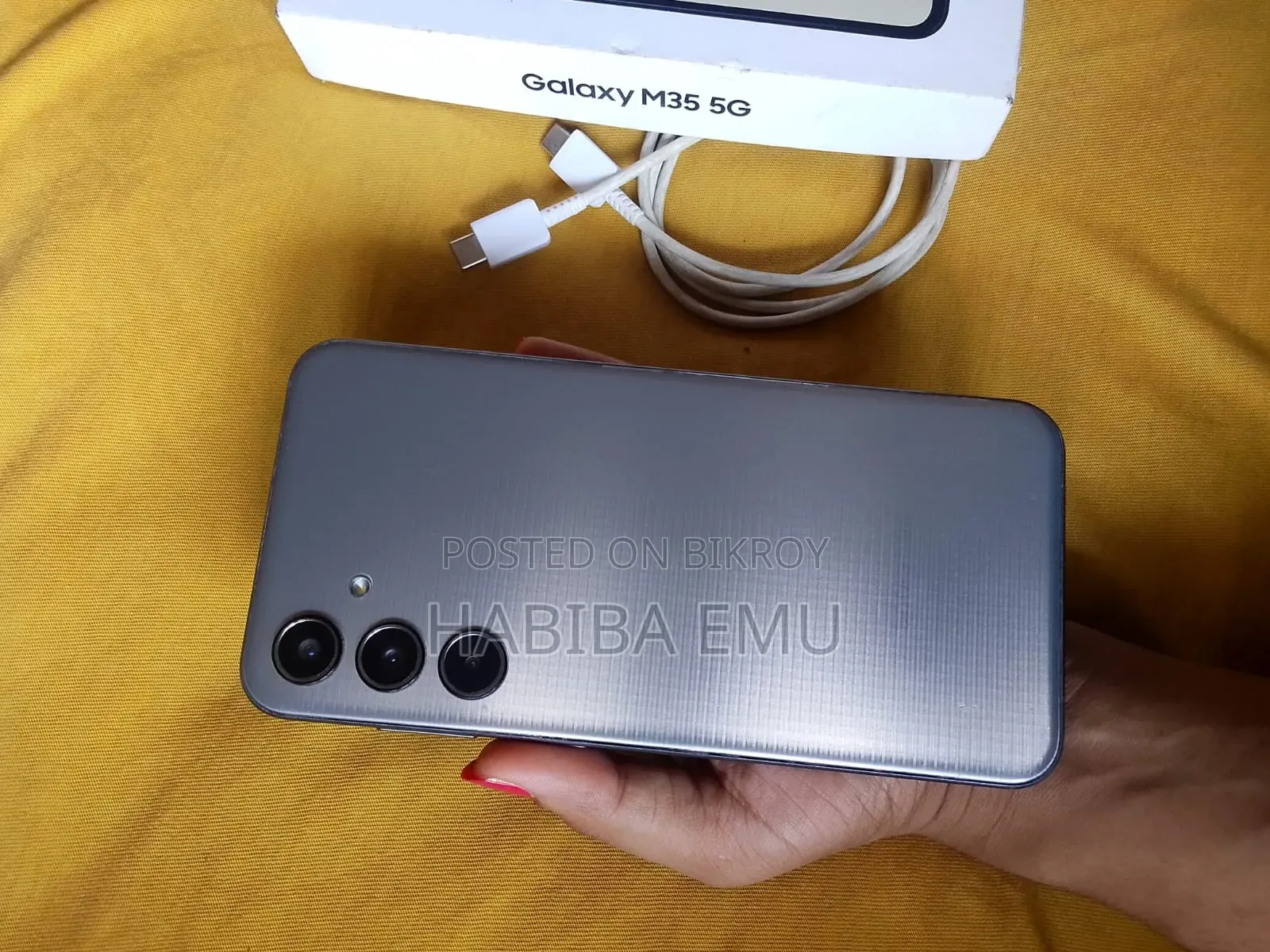 Samsung Galaxy M35 128 GB Gray