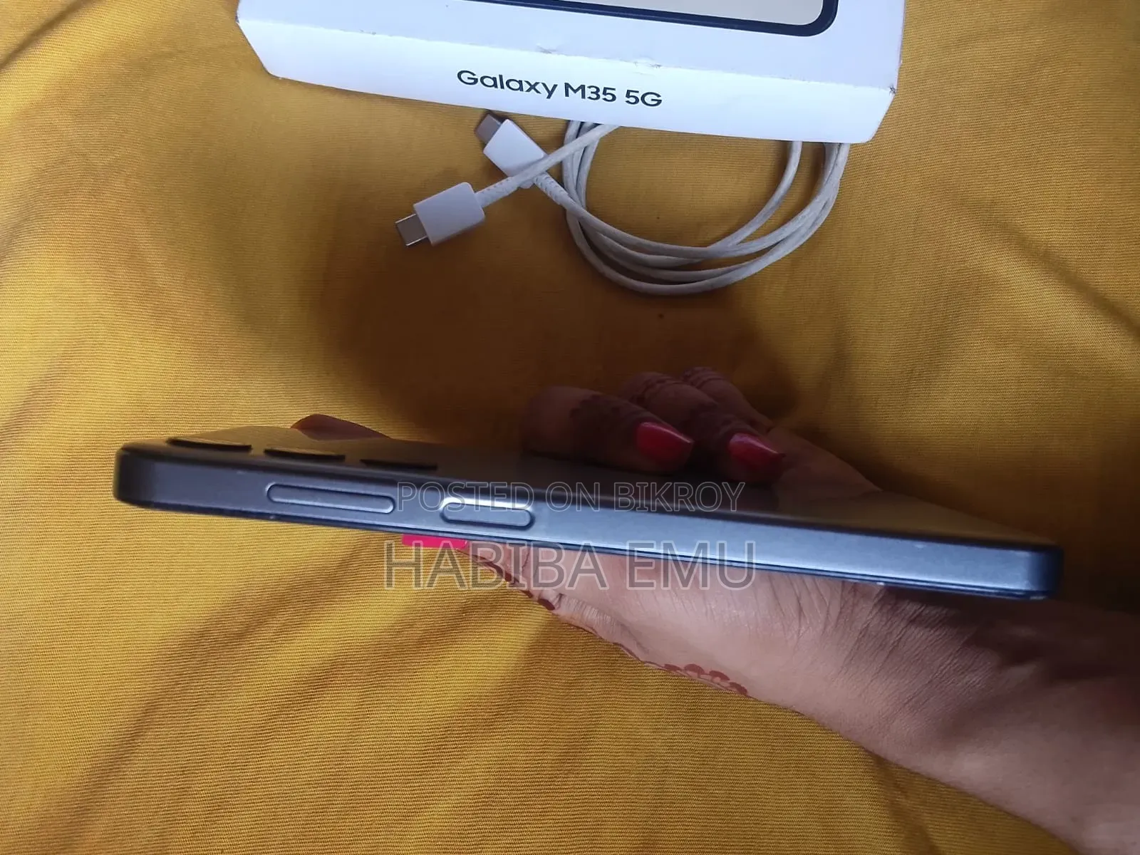 Samsung Galaxy M35 128 GB Gray