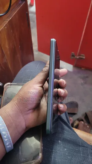 Vivo Y17s 128 GB