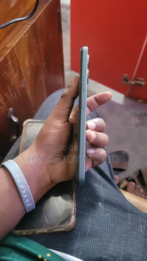 Vivo Y17s 128 GB