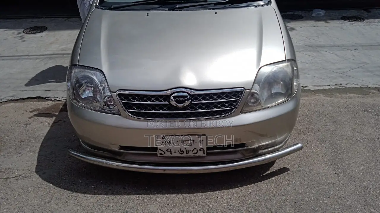 Toyota Corolla 2001 Gold