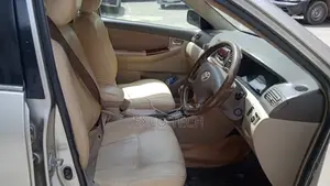 Toyota Corolla 2001 Gold