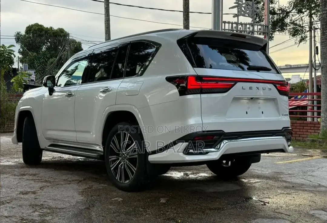 New Lexus LX 600 2023 Pearl