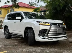 New Lexus LX 600 2023 Pearl