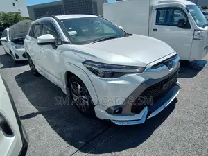 Toyota Corolla Cross 2022 Pearl