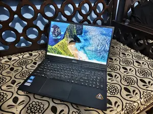 Laptop 8GB Intel Core I3 SSD 128GB