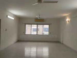 গুলশানের অনিক রিয়েল এস্টেটে ৪ বেডরুমের অ্যাপার্টমেন্ট ভাড়ার জন্য