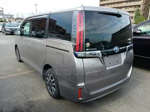 Toyota Esquire 2021 Brown