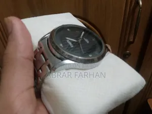 Yiqin Quartz Watch