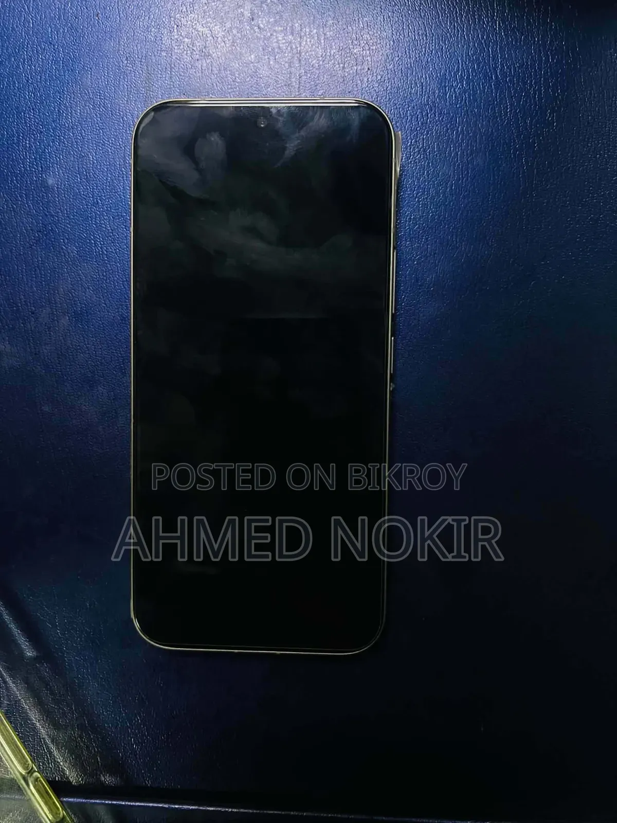 Vivo V70 256 GB Silver