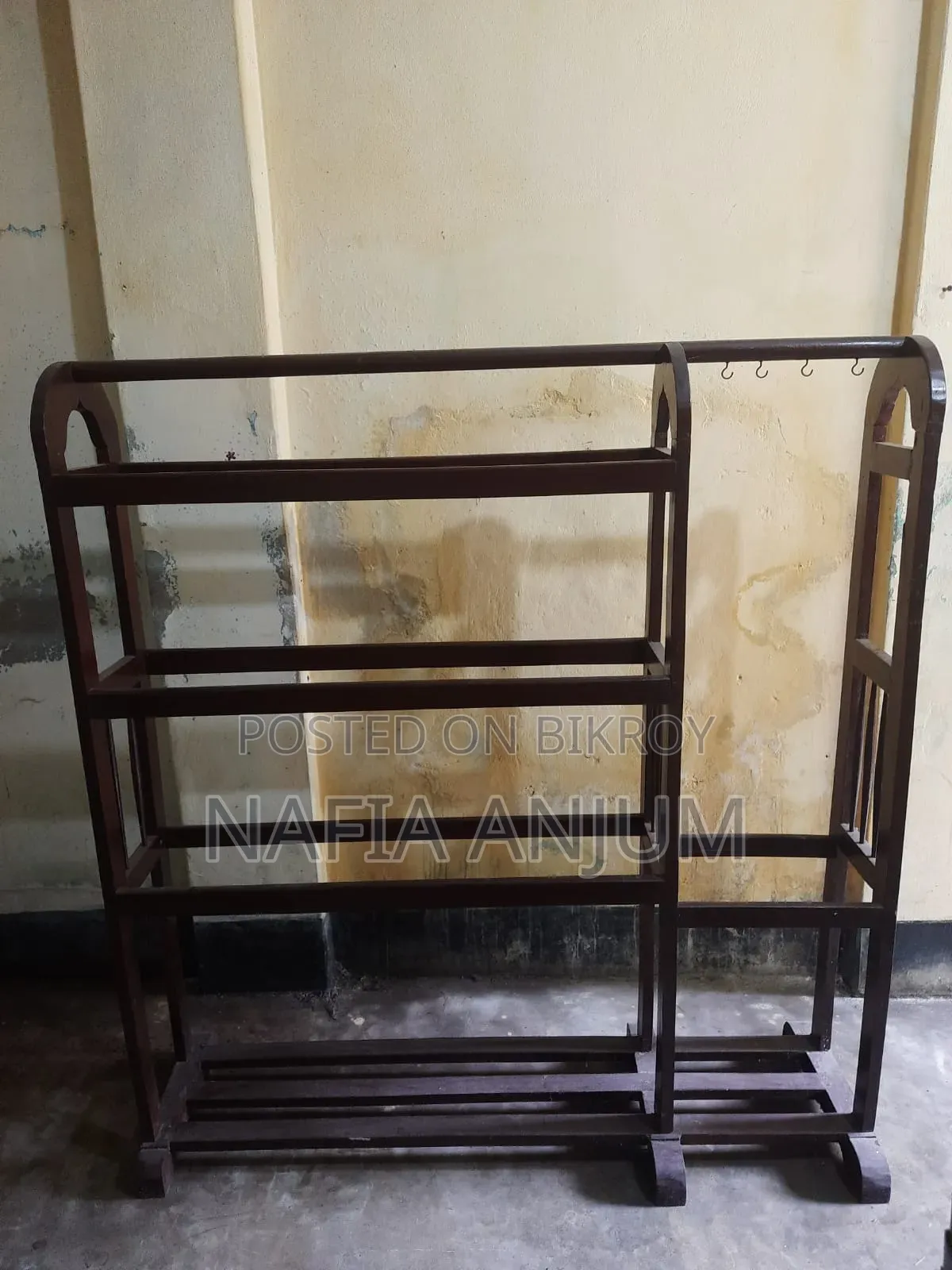 Wooden clothes rack