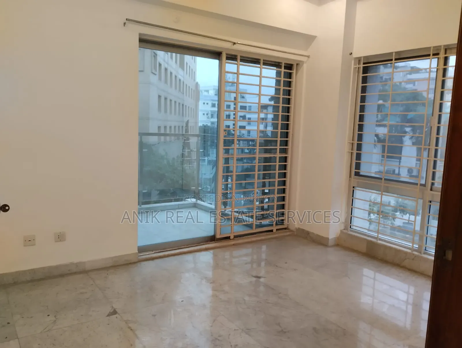 4-bedroom Apartment in Anik Real Estate, Gulshan for Rent