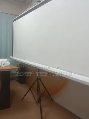 96x96 Portable Tripod Projector Screen