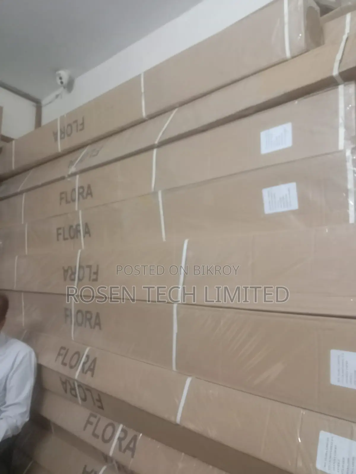 96x96 Portable Tripod Projector Screen