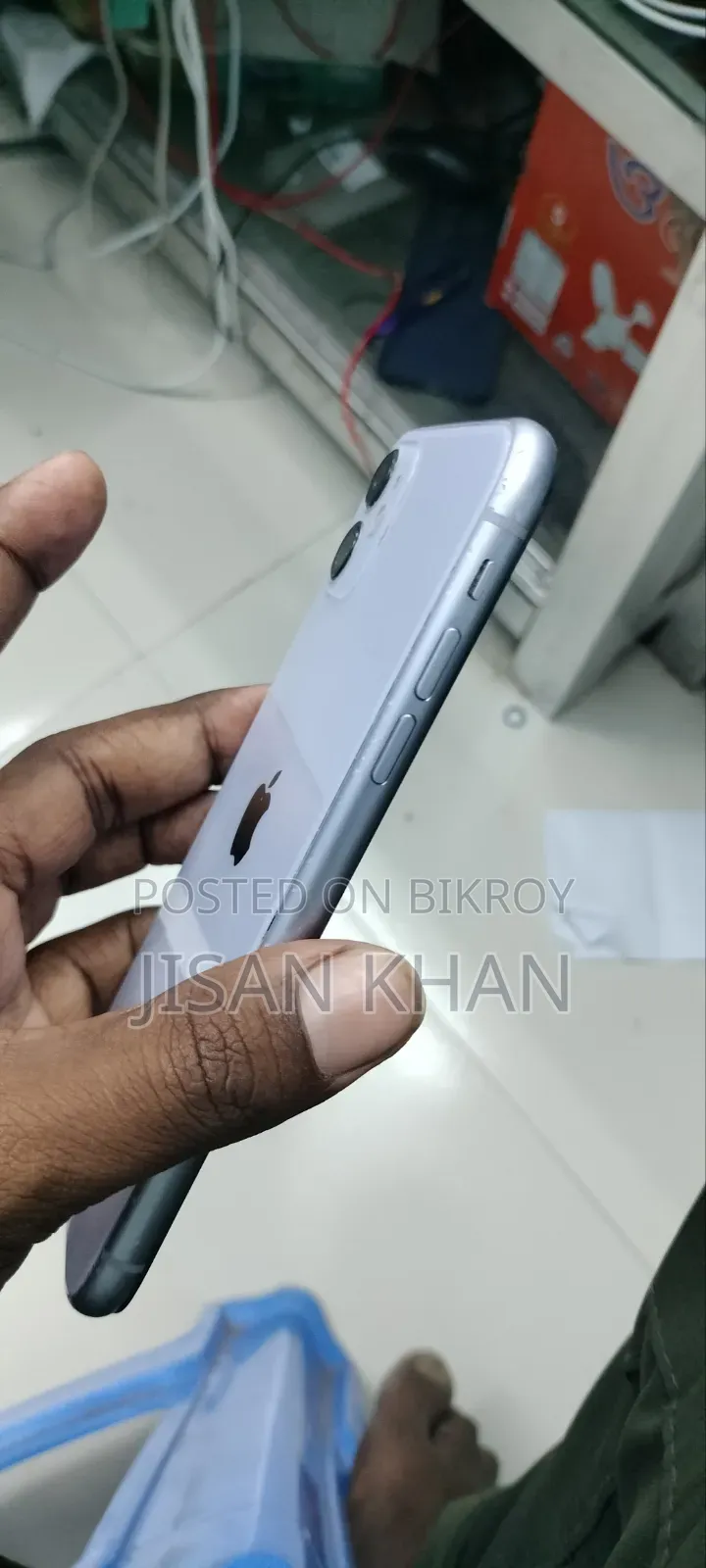 অ্যাপল আইফোন ১১ ৬৪ জিবি কালো