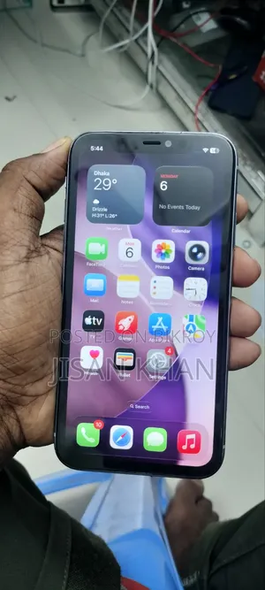 অ্যাপল আইফোন ১১ ৬৪ জিবি কালো
