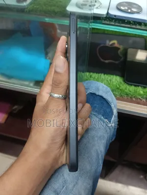 রিয়েলমি ৬৪ জিবি ব্ল্যাক