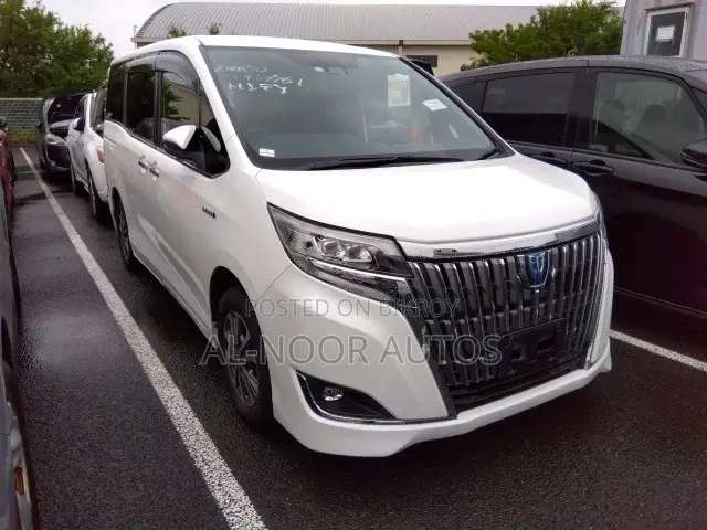 Toyota Esquire 2021 Pearl