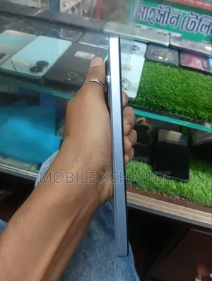 Realme 128 GB Bronze