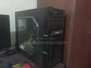 Desktop Computer 4GB Intel SSD 128GB