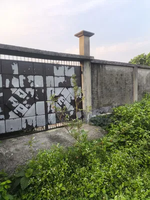 Sector: 10, Lake View 10 Katha Plot Urgent Sale In Purbachal.