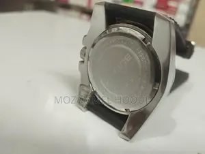 পুলিশ ১৩০২২জে বিক্রির জন্য
