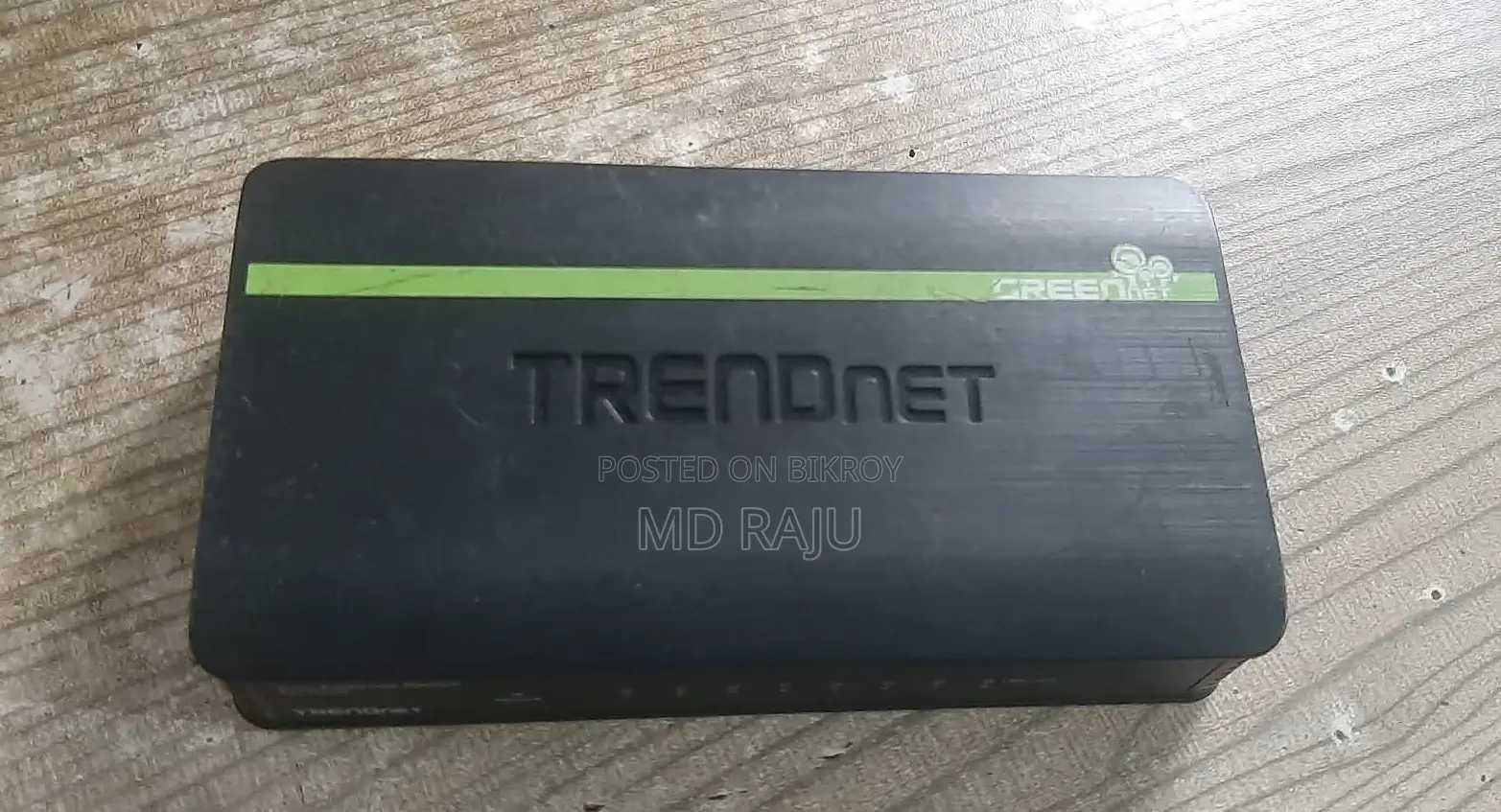 8-Port 10/100 MBPS Greennet Switch