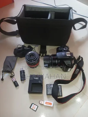 Canon 1300D Camera