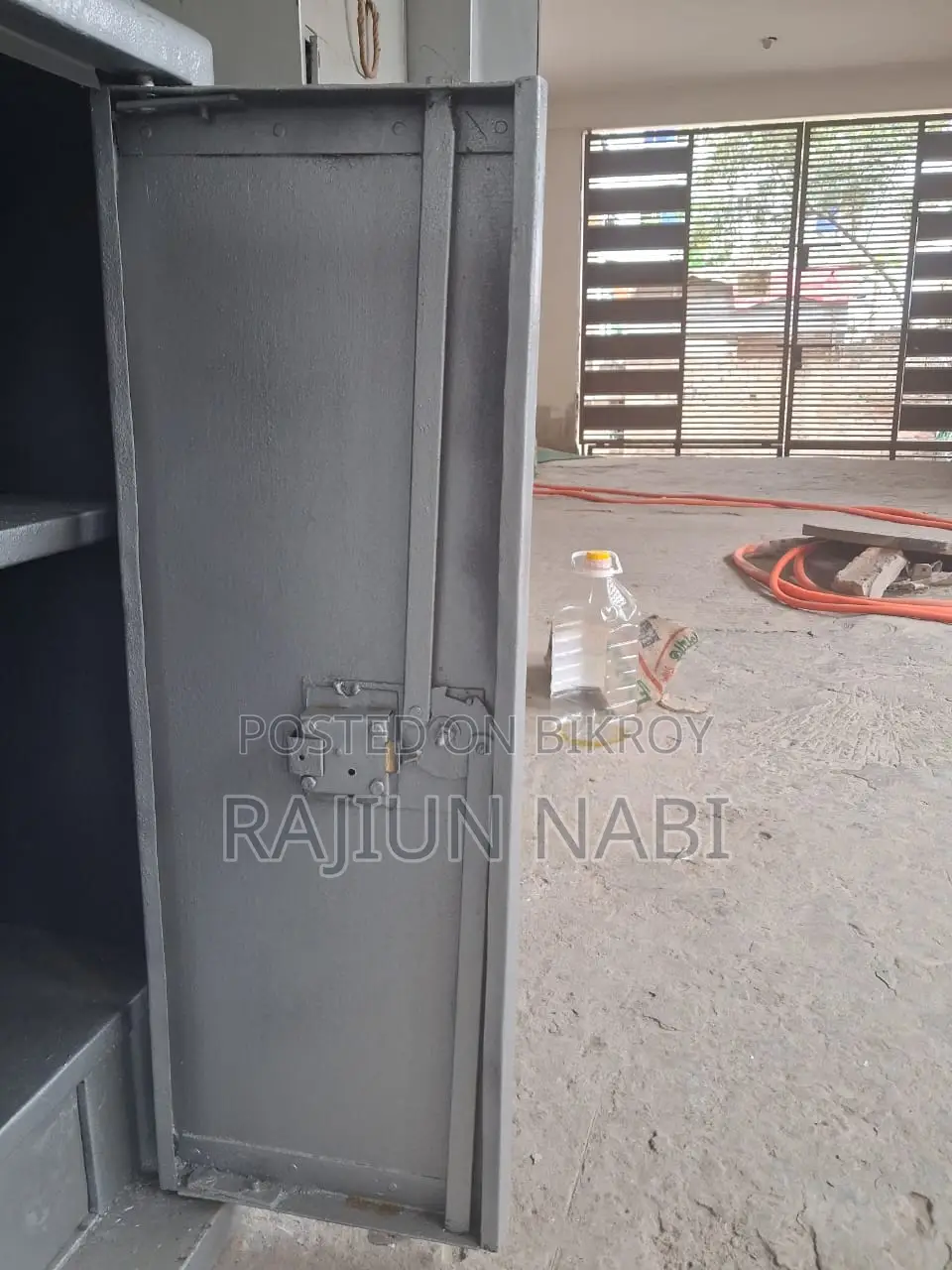 Steel Almirah Small