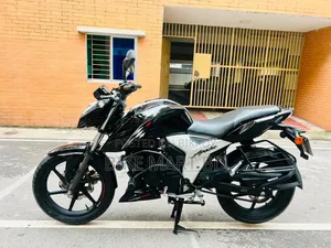 TVS Apache RTR 160 4V 2022 Black