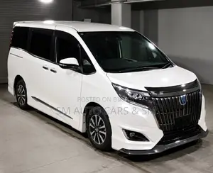 Toyota Esquire 2021 Pearl