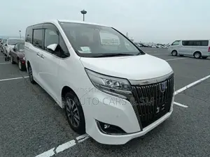 টয়োটা এস্কয়ার ২০২১ পার্ল