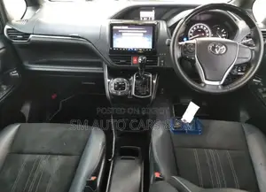 Toyota Esquire 2.0 FWD (7 Seater) 2021 Black