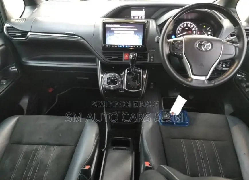 Toyota Esquire 2.0 FWD (7 Seater) 2021 Black