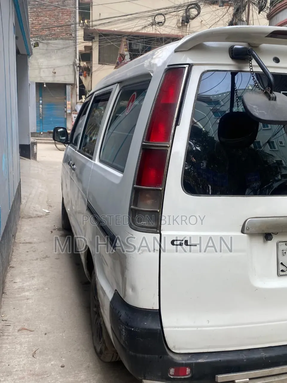 Toyota Noah 2002 White