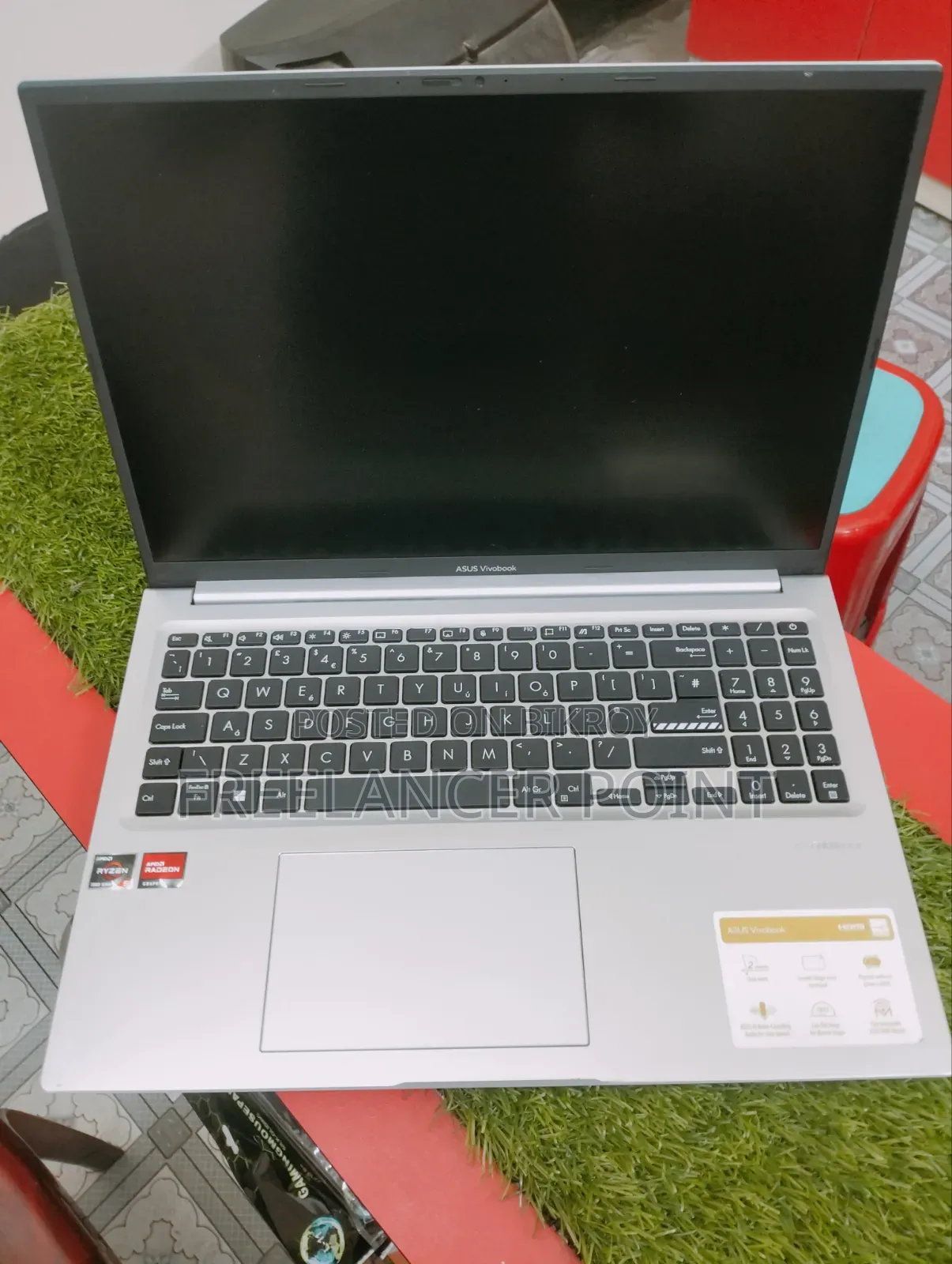 Laptop Asus Vivobook 16 8GB AMD Ryzen 5 SSD 512GB