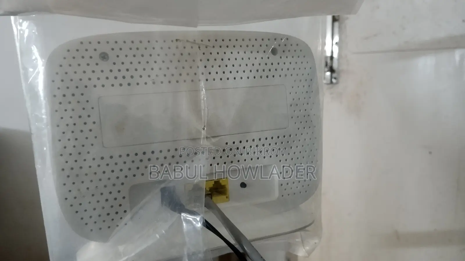 I don't need the router anymore, so I will sell it.