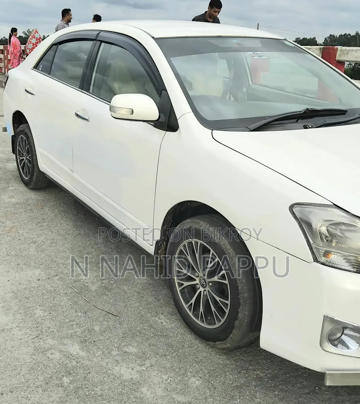 টয়োটা প্রিমিও ২০১০ পার্ল
