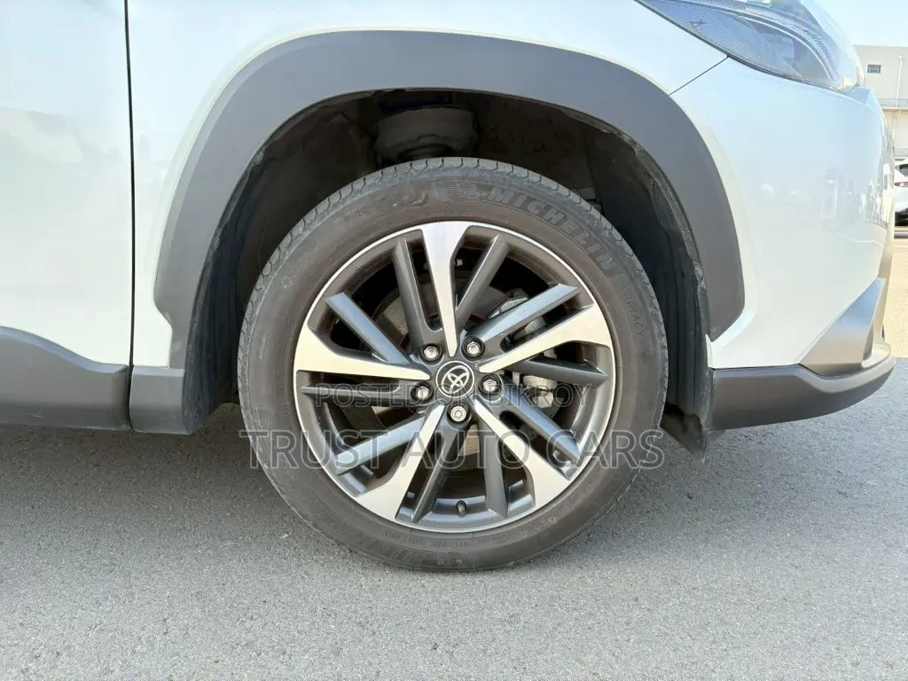 Toyota Corolla Cross 2022 Pearl